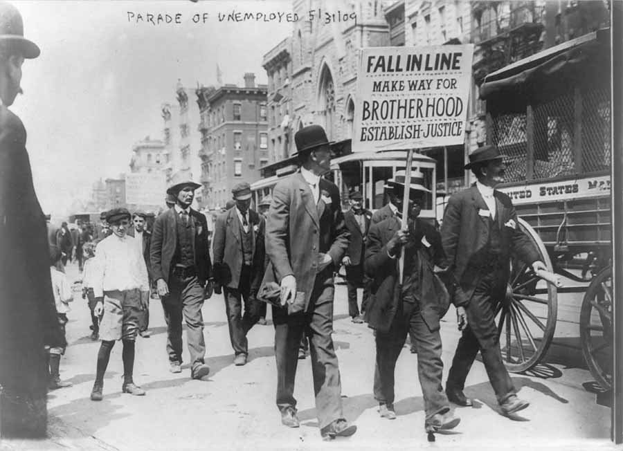 Parade of unemployed, May 31, 1909.<br> George Grantham Bain Collection. Library of Congress, Prints & Photographs Division, LC-USZ62-22194. 